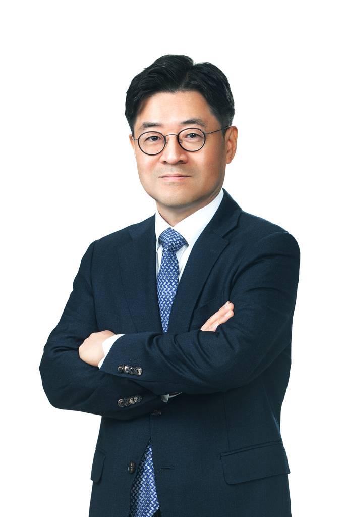 법무법인 로백스, 성상욱 전 천안지청장 영입